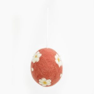 decoro di pasqua made in Nepal uovo a righe in feltro di lana fatto a mano margherita