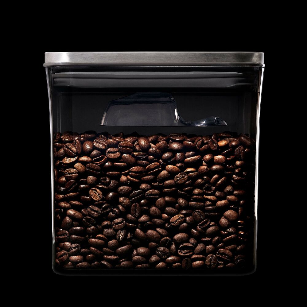 Contenitore per Caffè & Alimenti OXO - 450 gr Il corpo colorato protegge il caffè o il tè dalla luce